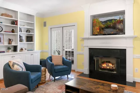 Living - 9199 Fox Run Rd, Bailey, NC 27807 photo 2 of 3
