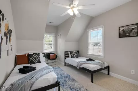 Bedroom - 9199 Fox Run Rd, Bailey, NC 27807 photo 3 of 13