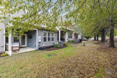 35 Crosby Ln, Garner, NC 27529 photo 4
