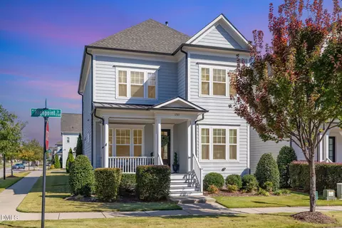 1701 Highpoint St, Wake Forest, NC 27587