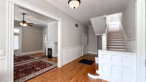 Entry Way - 216 S 4th St, Smithfield, NC 27577 photo 2 of 6