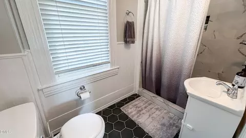Bath - 216 S 4th St, Smithfield, NC 27577 photo 3 of 3