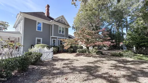 Exterior - 216 S 4th St, Smithfield, NC 27577 photo 6 of 17