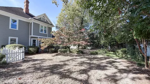 Exterior - 216 S 4th St, Smithfield, NC 27577 photo 7 of 17