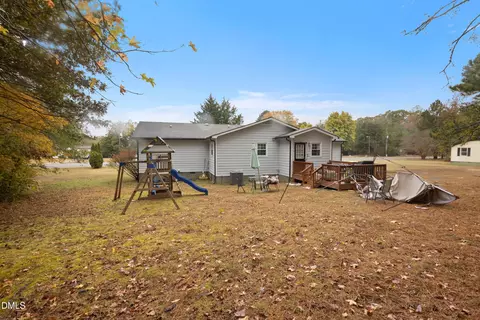 Exterior - 2930 Thomas Rd, Henderson, NC 27537 photo 3 of 5