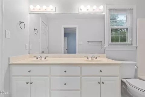 Bath - 1229 Westerham Dr, Wake Forest, NC 27587 photo 6 of 7