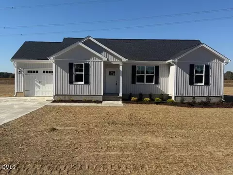 108 Turlington Landing Rd, Dunn, NC 28334