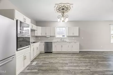 307 E J St, Erwin, NC 28339 photo 20