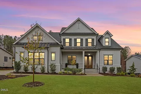 25 Chestnut Oak Dr, Youngsville, NC 27596
