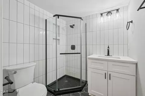 807 Eva St, Durham, NC 27701 photo 23