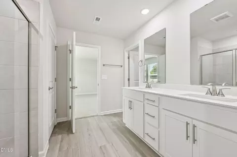Bath - 524 Bridger Dr, Garner, NC 27529 photo 2 of 2