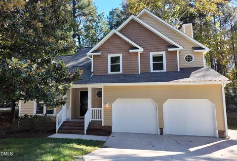 3 Fieldcrest Ct, Durham, NC 27713