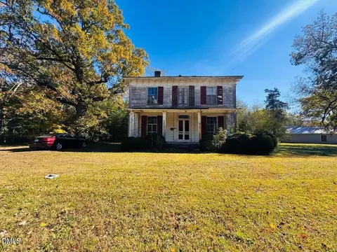 448 S Main St, Warrenton, NC 27589