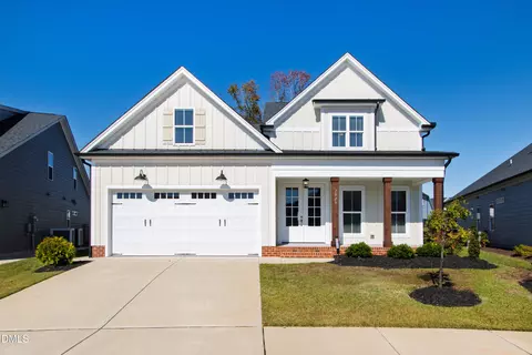 2029 Moonraker Dr, Fuquay Varina, NC 27526
