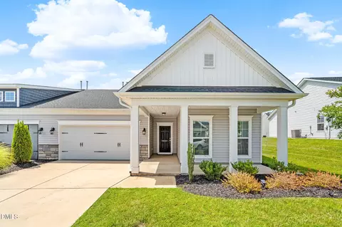 6531 Knob Creek Dr, Whitsett, NC 27377