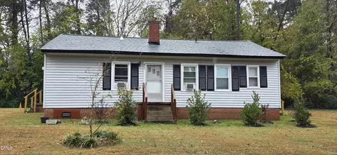 517 W Main St, Gibsonville, NC 27249