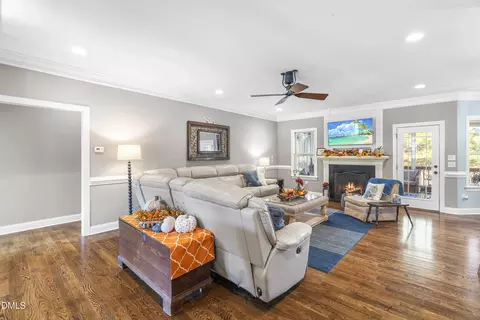 1095 Fieldtrial Cir, Garner, NC 27529 photo 11