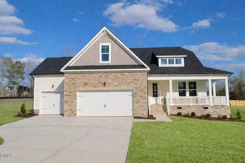 111 Crop Rd, Angier, NC 27501