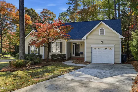 4 Wembley Ct, Durham, NC 27705