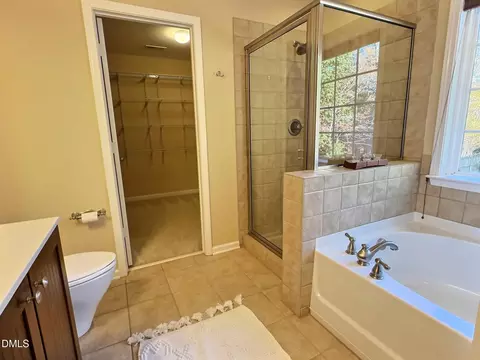 Bath - 610 Ashburn Ln, Durham, NC 27703 photo 2 of 5