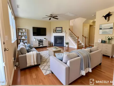 Living - 610 Ashburn Ln, Durham, NC 27703 photo 1 of 4