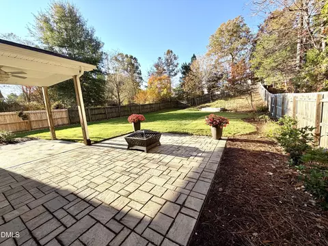 Exterior - 610 Ashburn Ln, Durham, NC 27703 photo 5 of 7