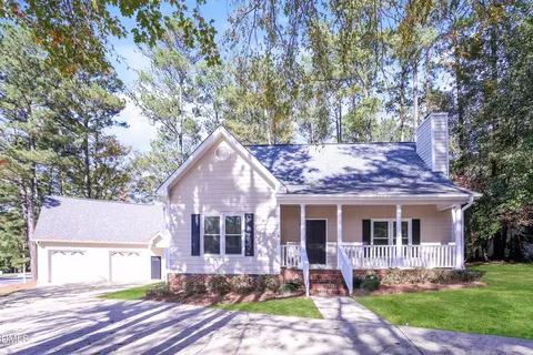 505 Robinson Dr, Wake Forest, NC 27587