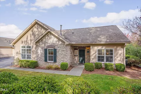 5219 Niagra Dr, Chapel Hill, NC 27517