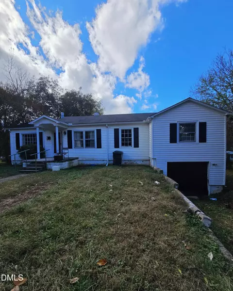 425 Rollins Ave, Henderson, NC 27536