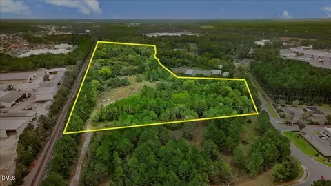 175 E Peedin Rd, Smithfield, NC 27577