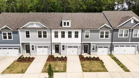 8815 Malmesbury Ln, Wake Forest, NC 27587