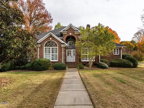 708 Brookview Dr, Elon, NC 27244