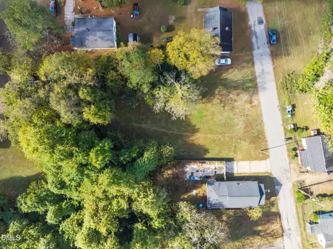 102 N Jackson St, Dunn, NC 28334 photo 8