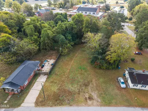 102 N Jackson St, Dunn, NC 28334 photo 4