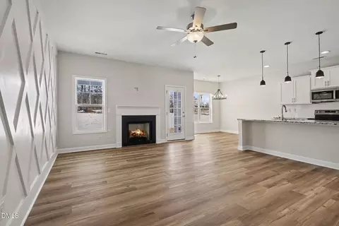 Living - 83 Yardley Dr #( 76), Smithfield, NC 27577 photo 2 of 5