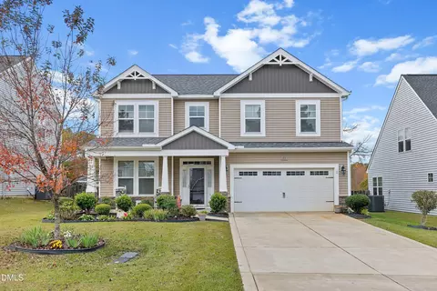 511 Summerwind Plantation Dr, Garner, NC 27529