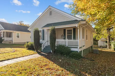 307 W Austin St, Mebane, NC 27302