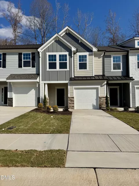 1244 Hammond Dr, Mebane, NC 27302