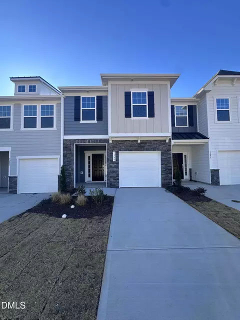 1289 Hammond Dr, Mebane, NC 27302