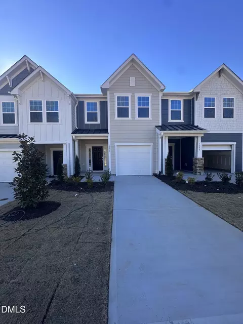 1273 Hammond Dr, Mebane, NC 27302