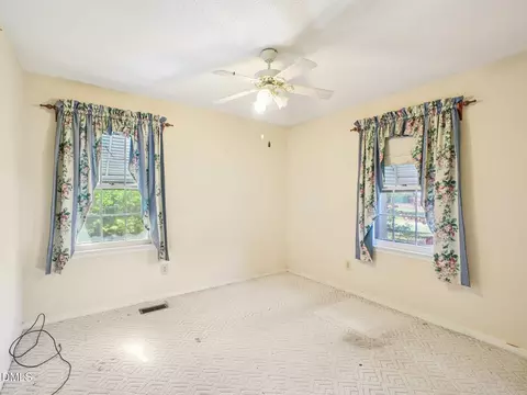 Bedroom - 402 Birch St, Smithfield, NC 27577 photo 1 of 6