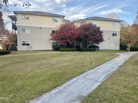 303 Smith Level Rd #C12, Chapel Hill, NC 27516