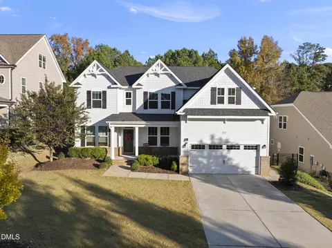 217 Logans Manor Dr, Holly Springs, NC 27540