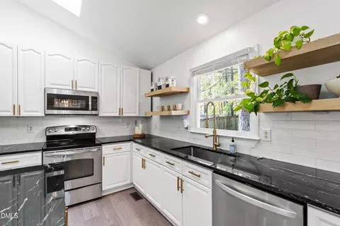 Kitchen - 2 Casabelle Ct, Durham, NC 27713 photo 3 of 4