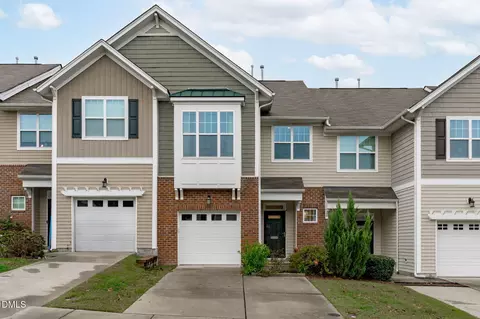 7224 Ladbrooke St, Raleigh, NC 27617