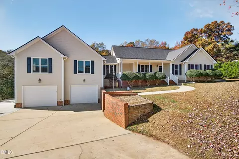 130 Gregory Mnr, Youngsville, NC 27596