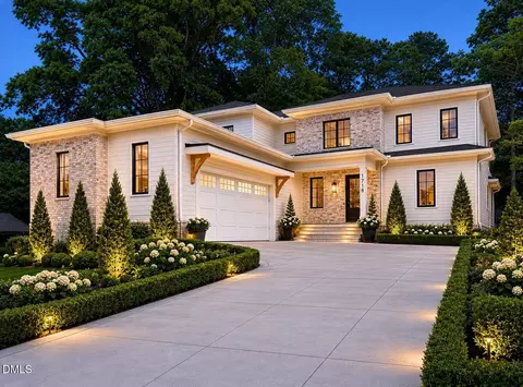 1718 Piccadilly Ln, Raleigh, NC 27608