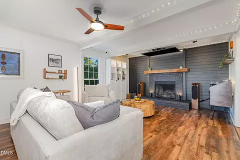 Living - 378 Mulberry Rd, Spring Hope, NC 27882 photo 3 of 5