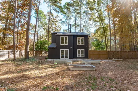 106 Tayport Ct, Cary, NC 27511