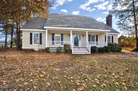 301 Woodfield Dr, Nashville, NC 27856